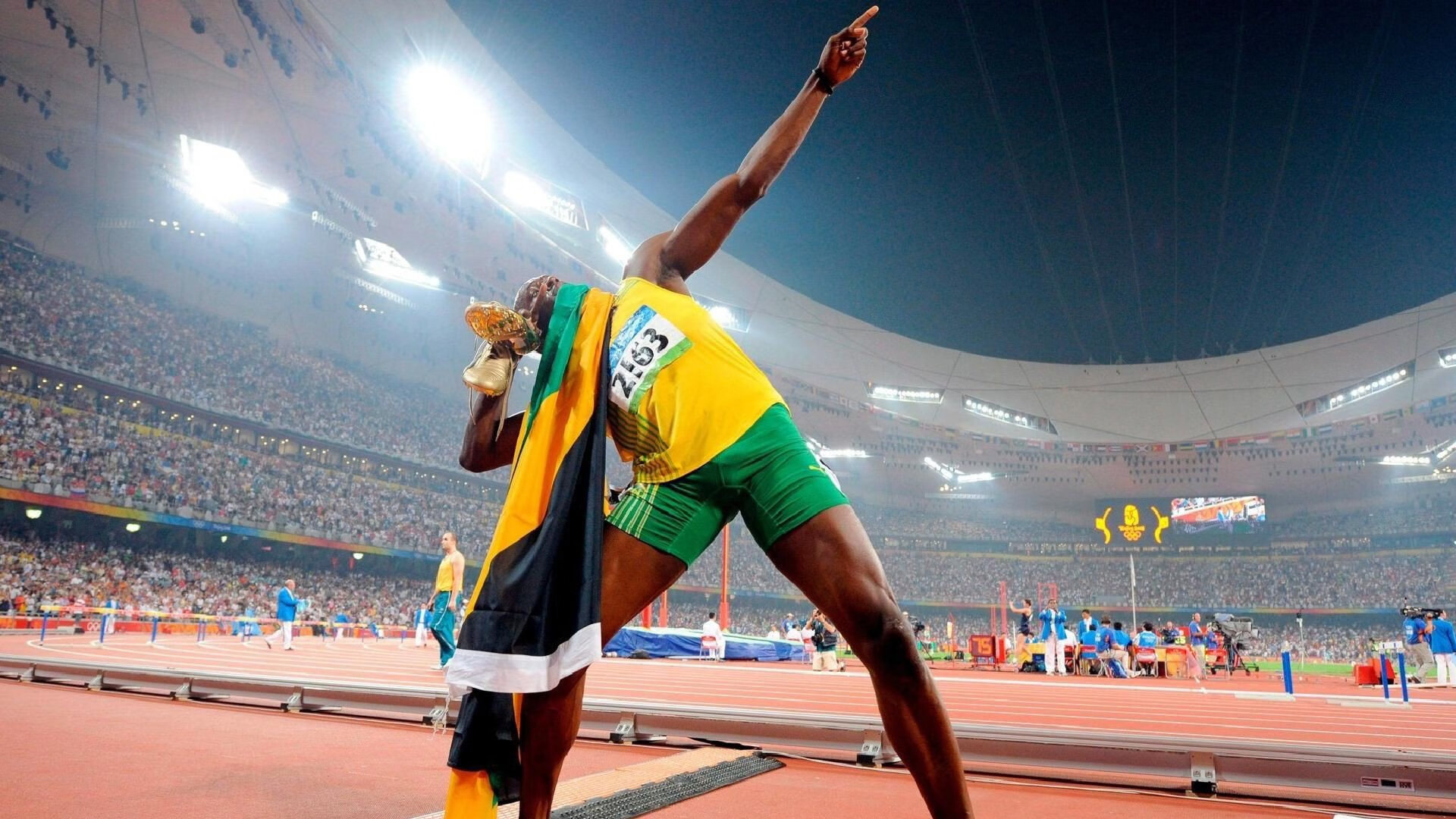 里奇·麦考：赢得尊重的全黑队精神象征